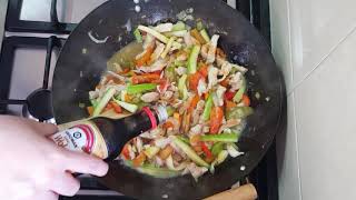 Wok de verduras con Pollo [upl. by Nelluc478]