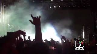 Kendrick Lamar Stops White Fan Rapping NWord Onstage Is he Wrong [upl. by Sioux]